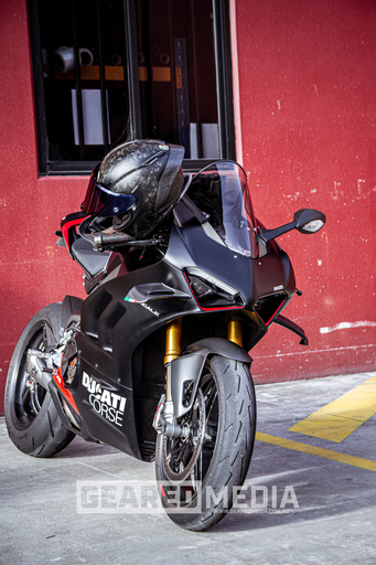 On2Crew Bike Night February 2025