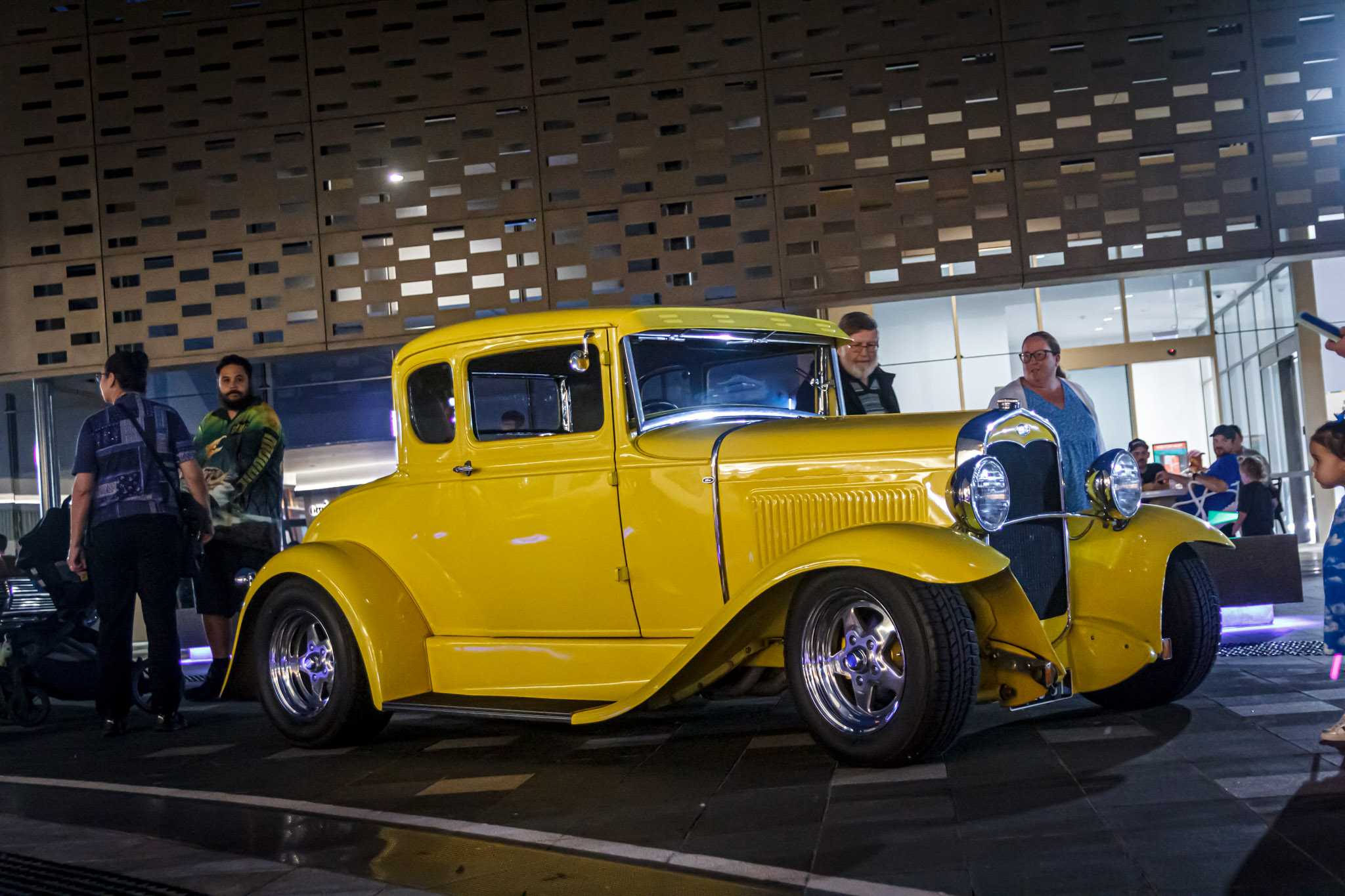 Park 'N' Pose Nicolas St Precinct - Apr 29th 2023